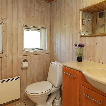 Four-bedroom Holiday In 38 別荘 *