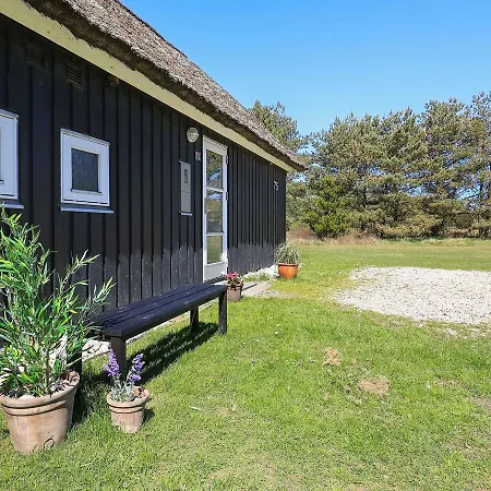 Four-bedroom Holiday In 38 別荘 *